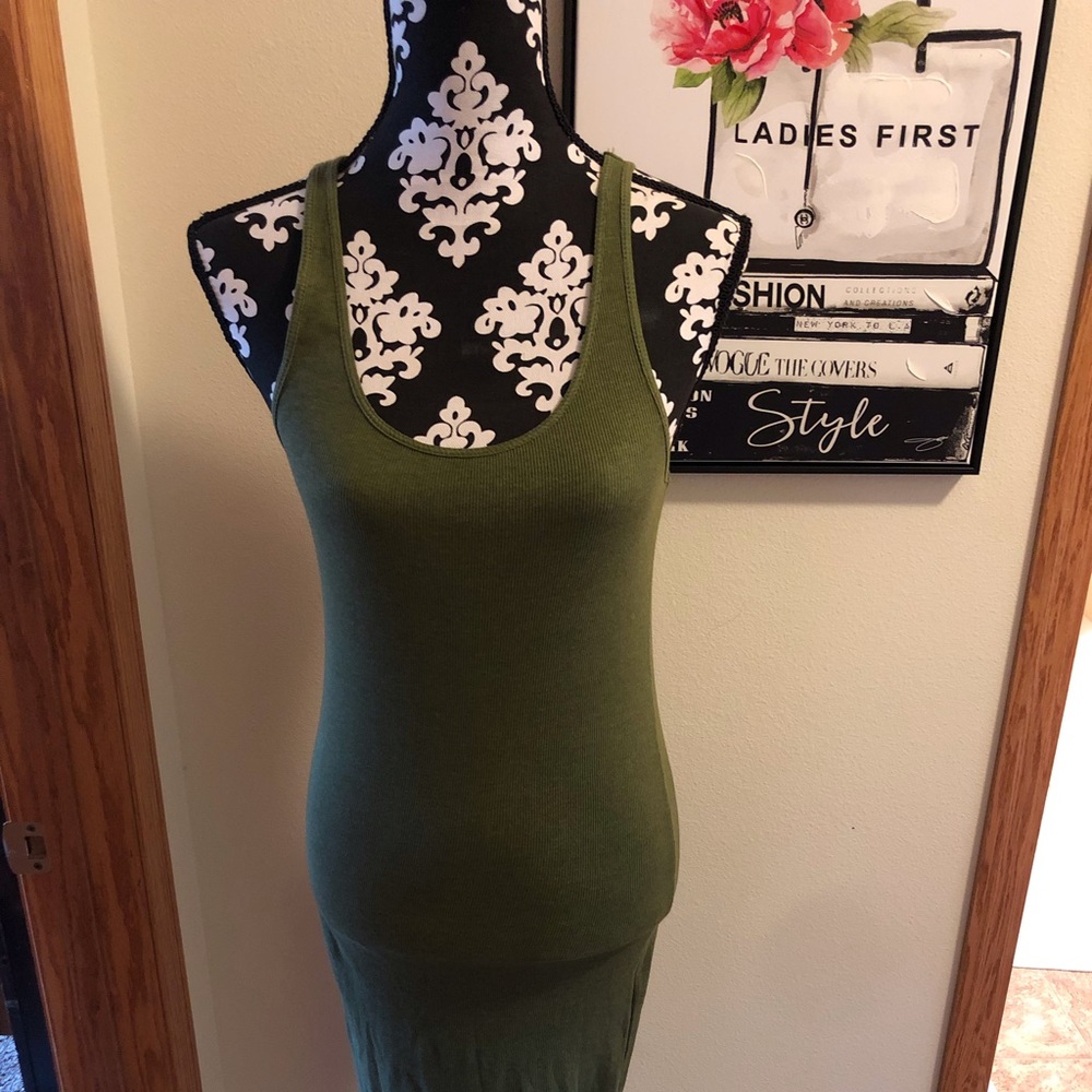 Ribbed Fitted Dress